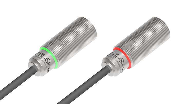 通过绿色和红色 LED 指示灯检查传感器状态（电缆型、电缆连接器型）